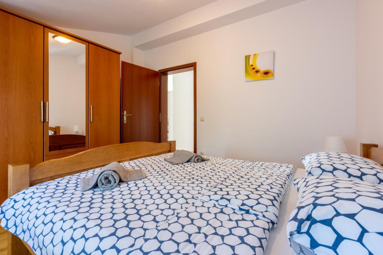 Apartments Antonija Crikvenica Extérieur photo