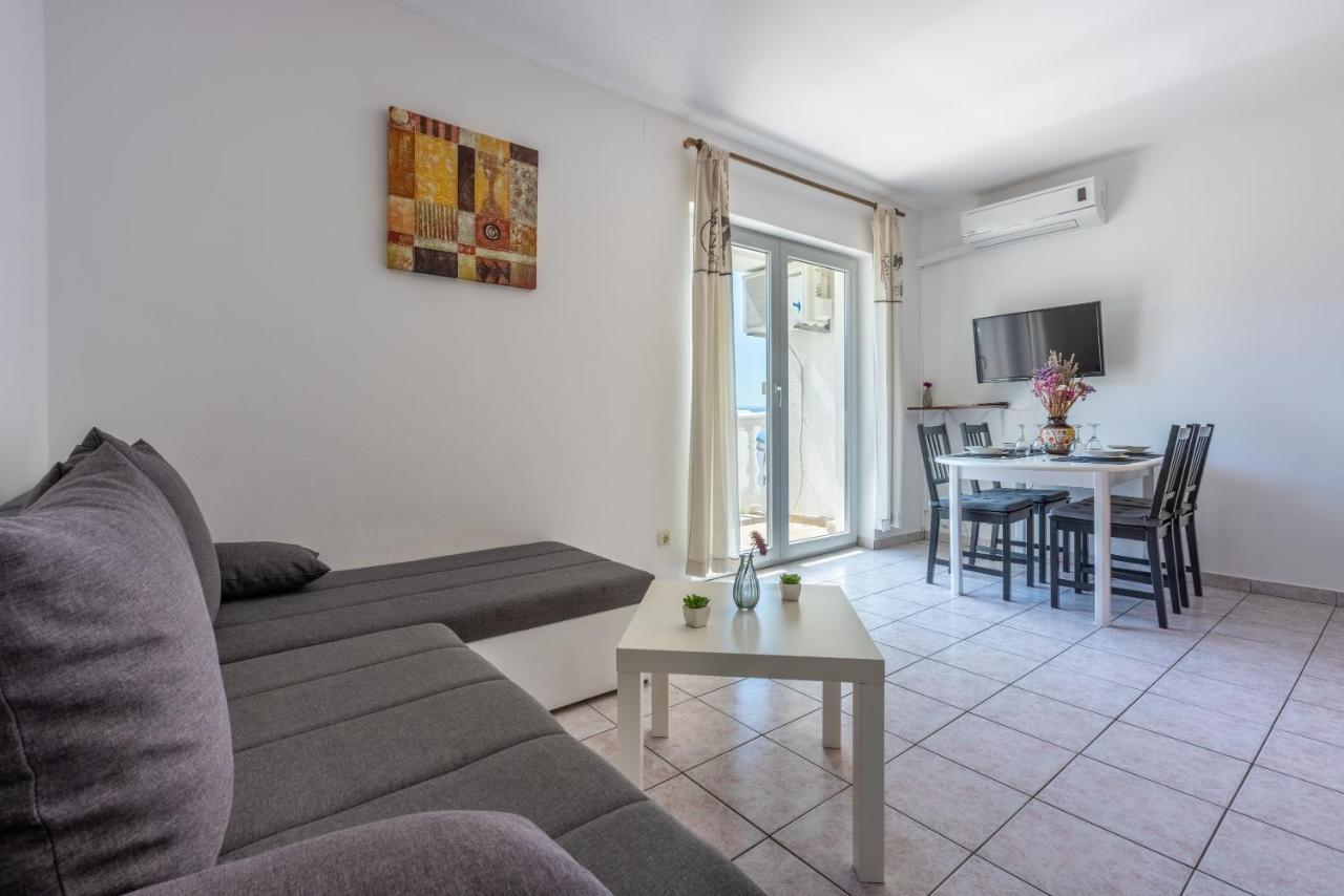 Apartments Antonija Crikvenica Extérieur photo
